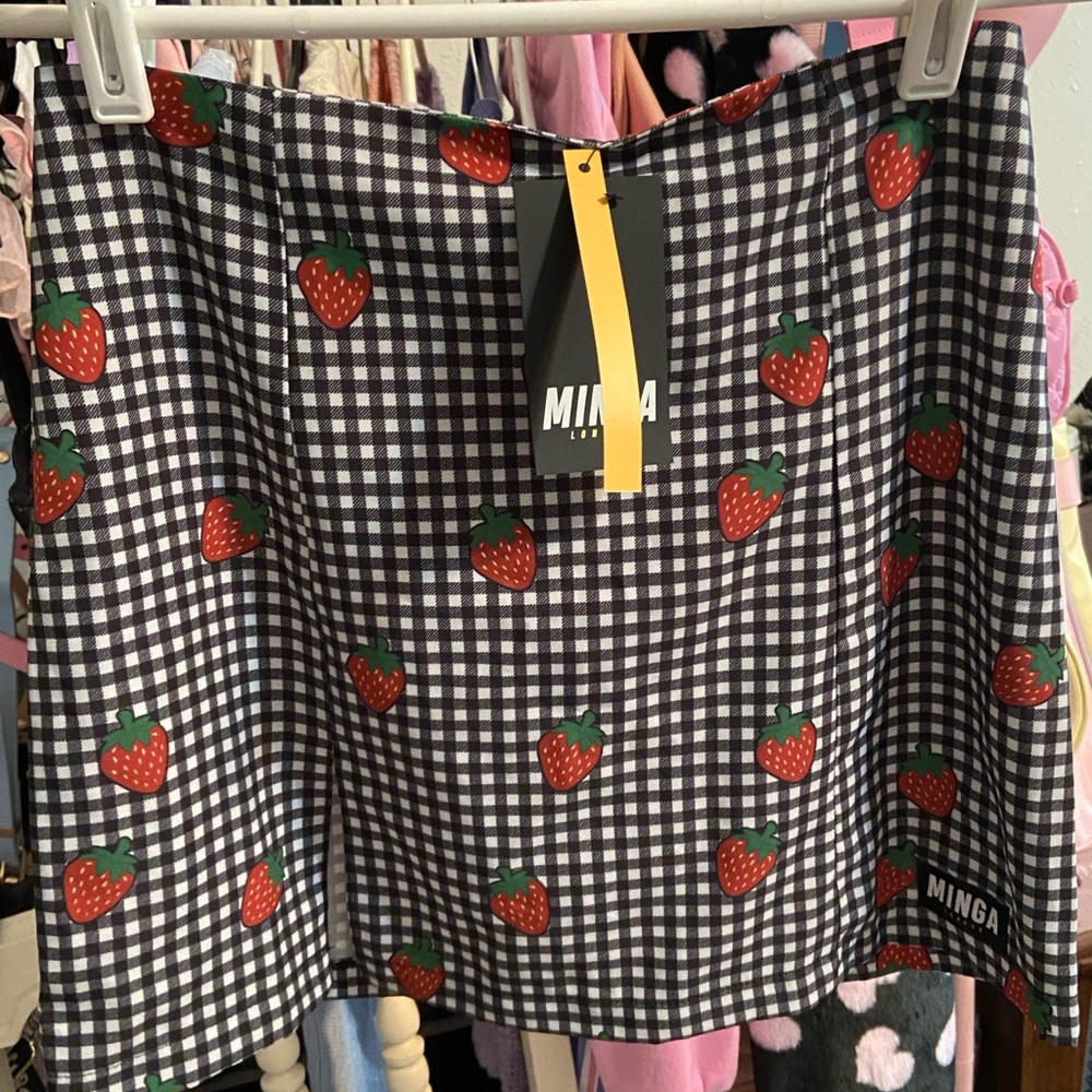 NWT Minga London Strawberry Gingham Skirt - Picture 2 of 5